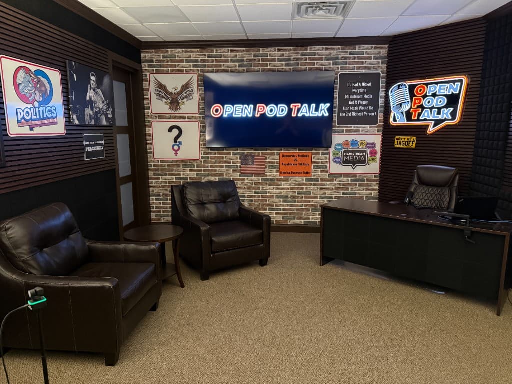Open Pod Talk studio